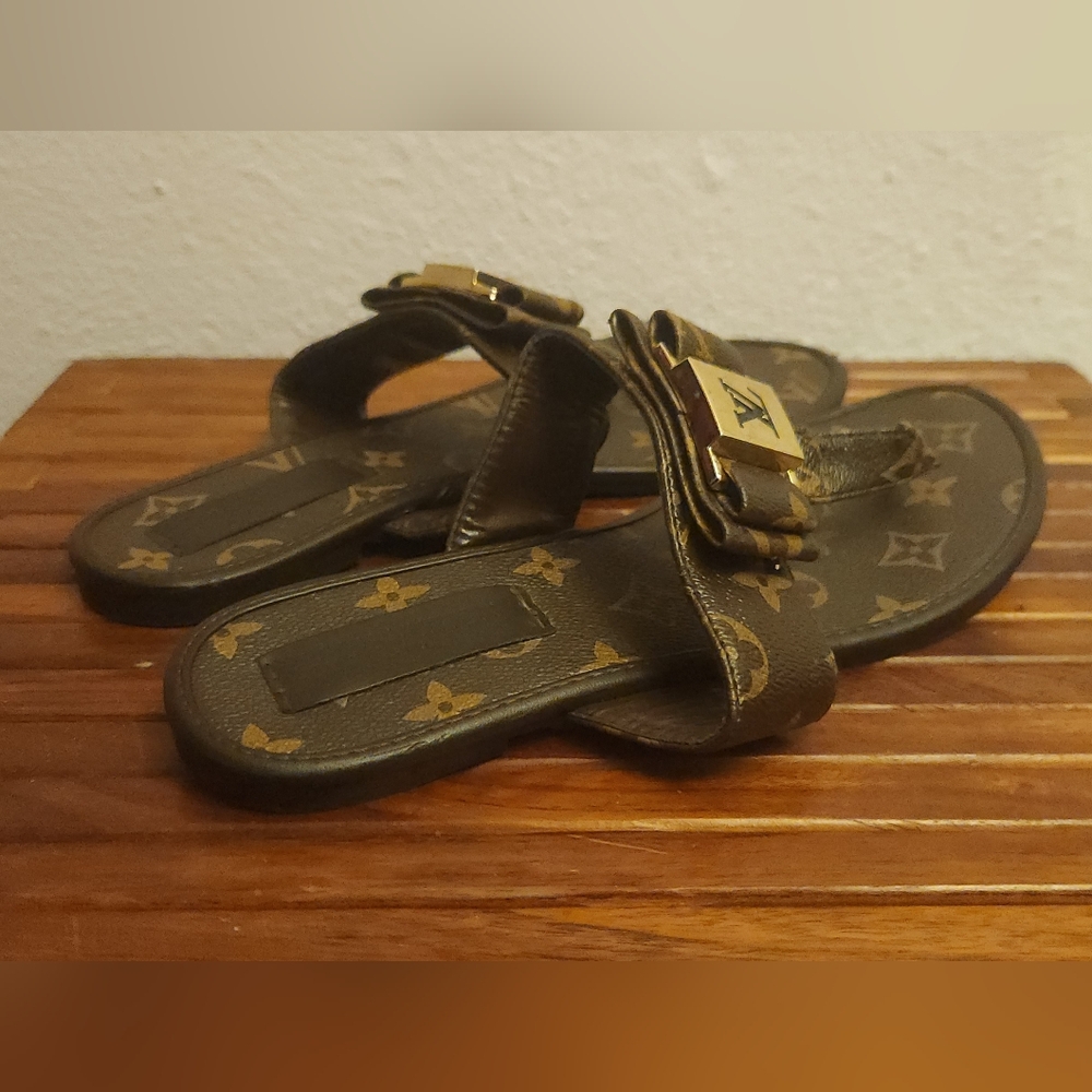 Louis Vuitton Brown Monogram Leather Strap - Picture 7 of 10
